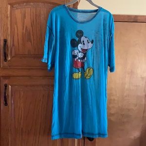 Disney Store slub knit t-shirt